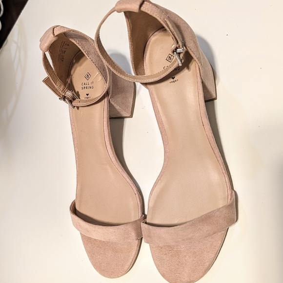 Call It Spring Women's Vegan Strappy Block Heel Size 8.5 - Picture 5 of 6